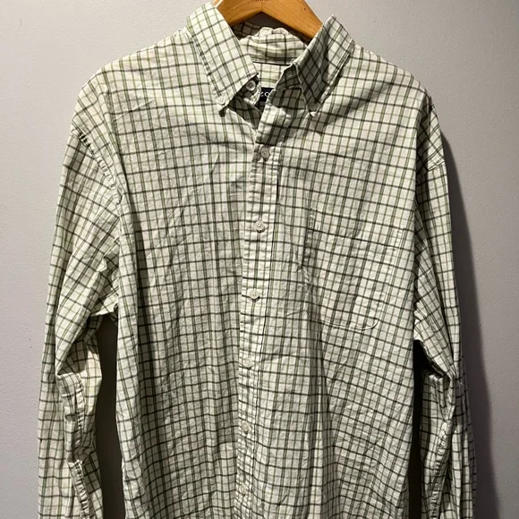 IZOD Flannel Size Large - Picture 1 of 4